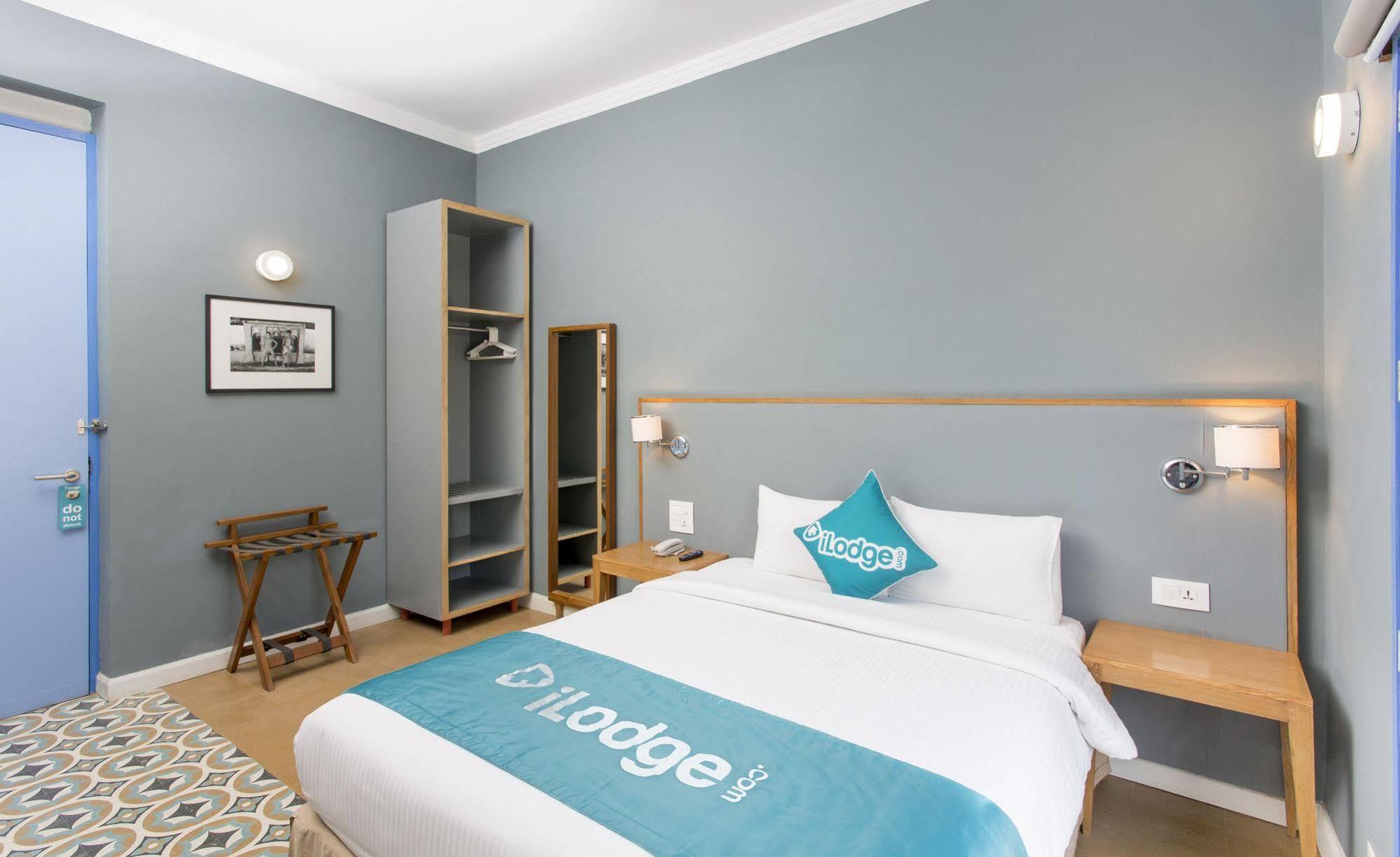Bloom Boutique L Signature Towers Gurgaon Luaran gambar